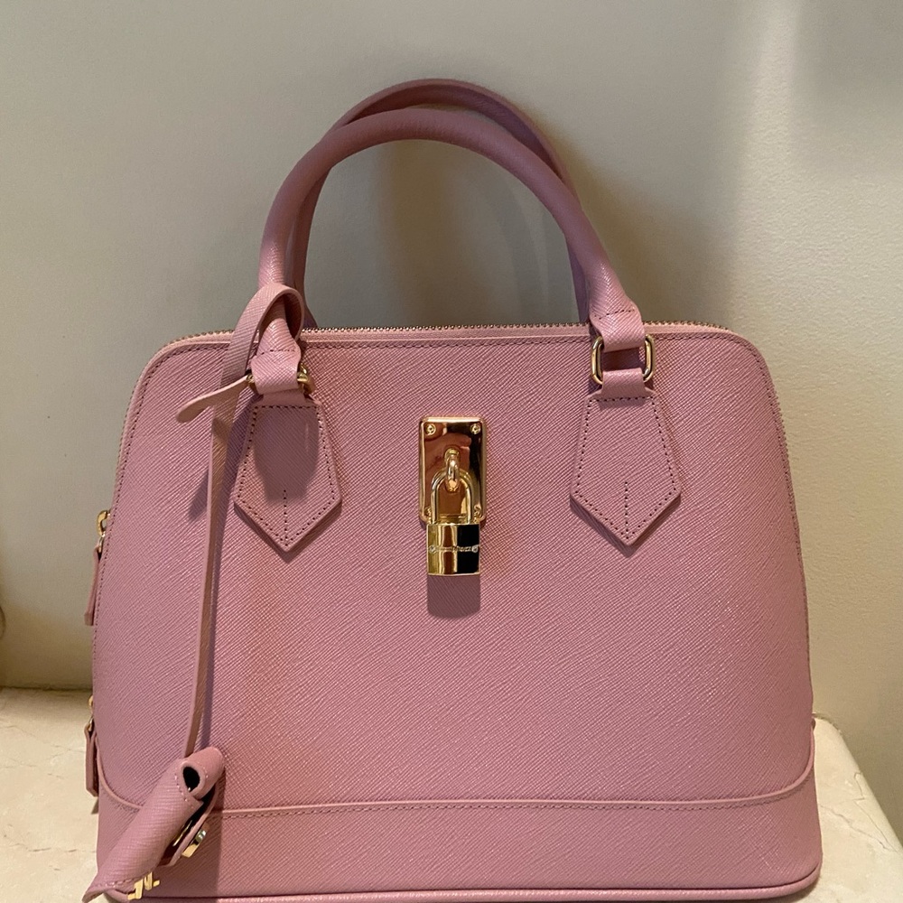SAMANTHA THAVASA Lady Azel 2 way Shoulder bag with strap.  NWOT